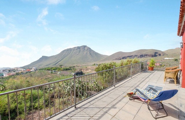 Charming Studio Apartment “Estudio Cardón” with Sea View, Mountain View