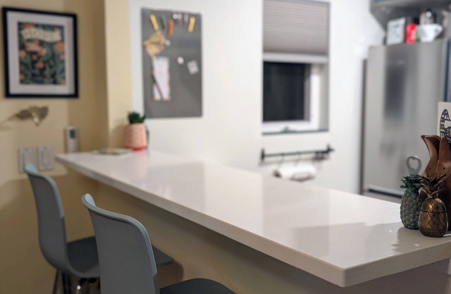 Charming studio just a stone's throw from Vashon town.