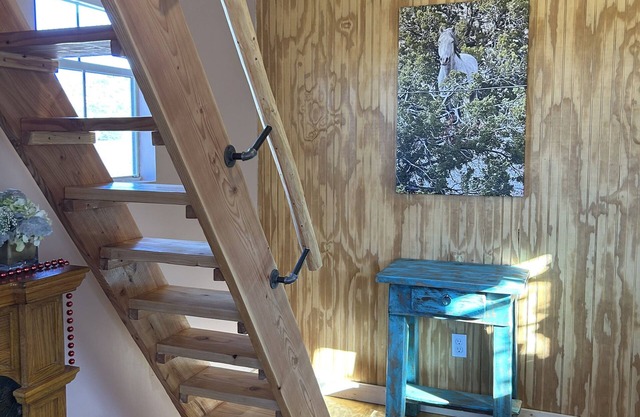 Charming Tiny House/Placitas Casita with great location, views, and Privacy