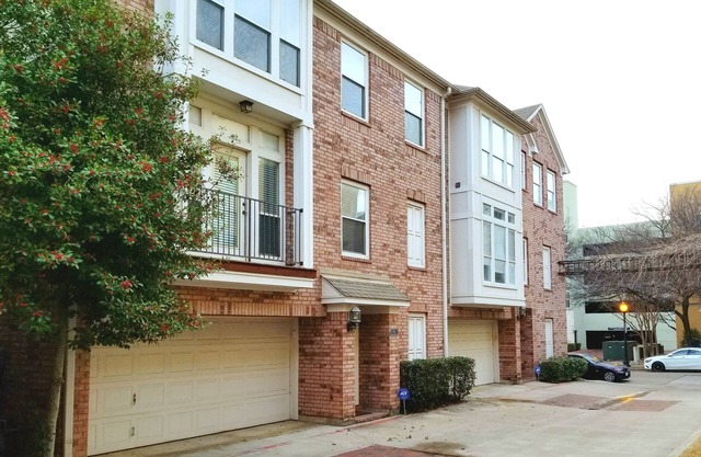 Charming Uptown Retreat - Stay In The Heart Of Dallas!