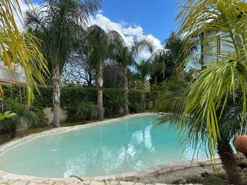 Charming Villa in Fontane Bianche with Private Pool