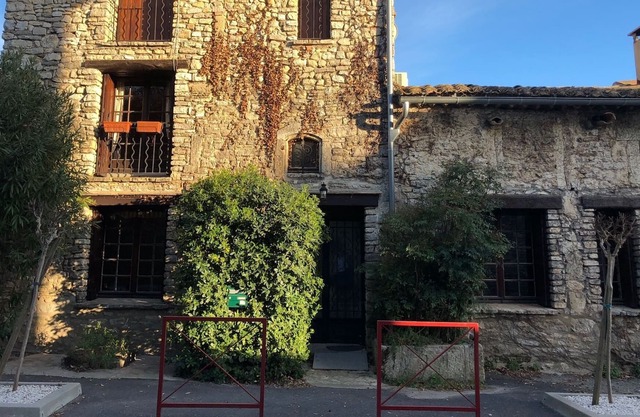Charming village house of 128 m2 for rent 5 minutes from Sommières