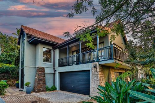 Charming Zimbali 3 Bedroom Villa with Pool
