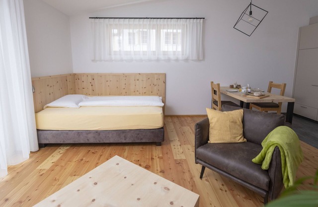 Chasa Helvetia Studio: Relax and enjoy in the new studio with exclusive hotel service