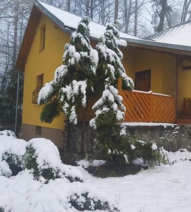 Chata nad kúpaliskom