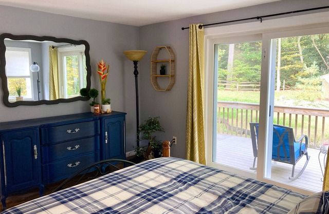 Cheerful 4 bedroom residential country home