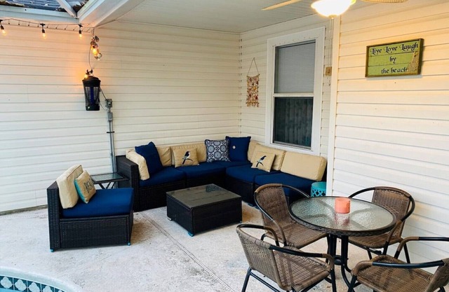 Cheerful three bedroom home with a pool