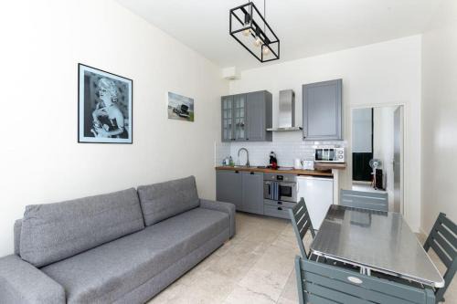 Chemin Vert/Voltaire : Charming Apartment 4P