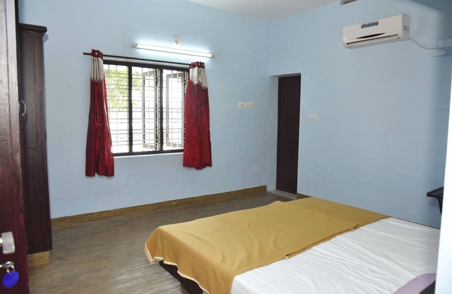 Cherai Blue Lagoons Villa, Natural pool,Pond,Lake side, Outdoor sports area
