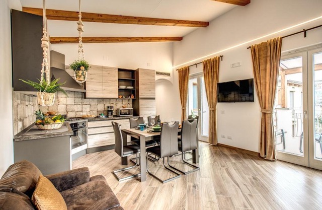 CHEZ MARIE' - modern apartment in countryside
