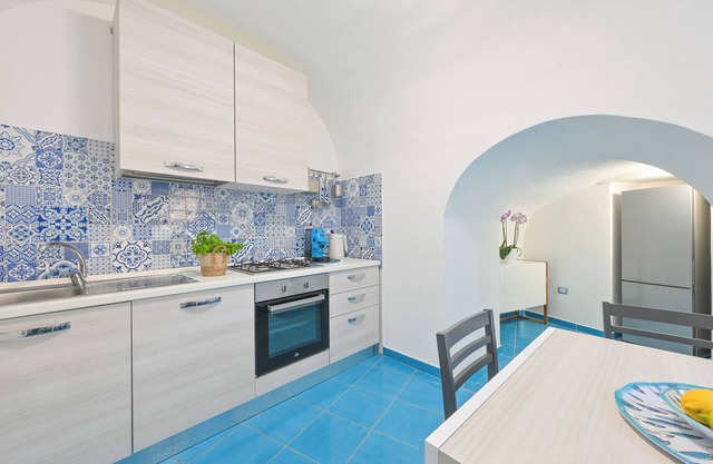 Chiaia Di Rose Rooms & Apartment