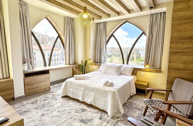 Chic 1-bedroom apartment in Jounieh - J707