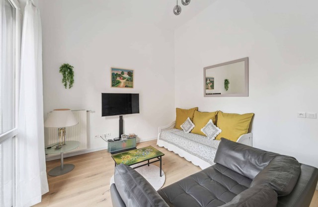 Chic apart terrace garden parking