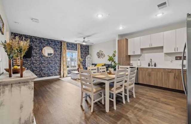 Chic Country Getaway Walk to Broadway & Gulch