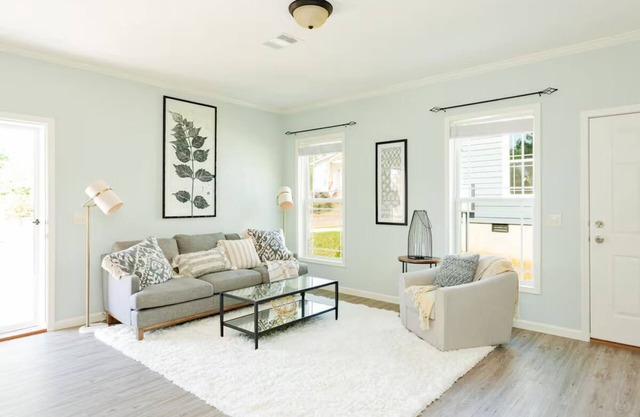 Chic Craftsman Duplex for 2 near Madison