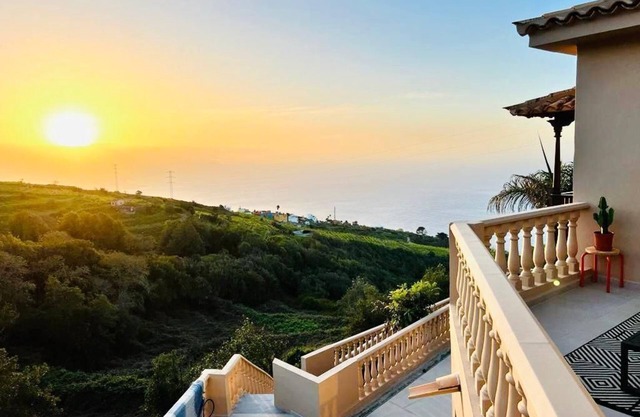 'Chic Escape Villa': Design with Ocean views