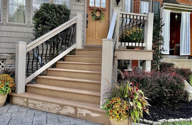 Chic Manor Just outside Lancaster City, Close to Everything!