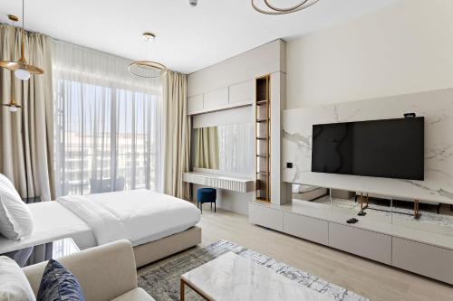 Chic Studio in Arjan with pool game room and gym