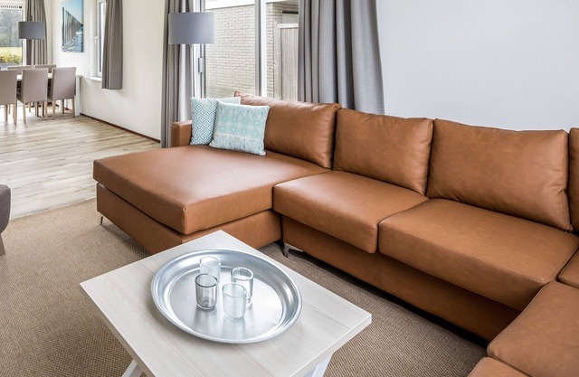 Child-friendly villa with a washer, beach at 1 km