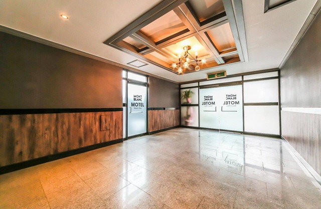 Chilgok Seokjeok Mont Blanc