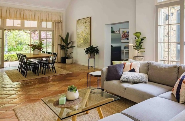 Chilterns of Stirling - Tranquil Hidden Treasure