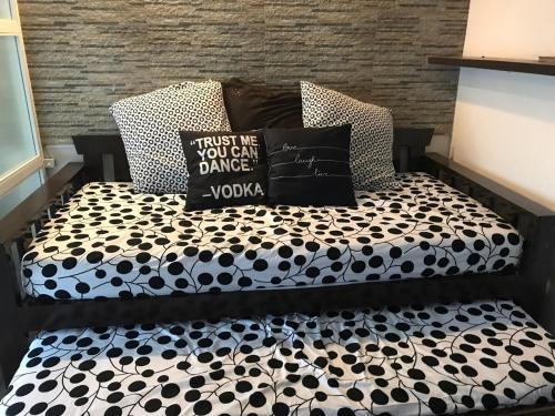 Chloe's Place Tagaytay Taal View Staycation Condo