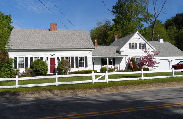 Chocorua Village House - Gateway to the White Mountains