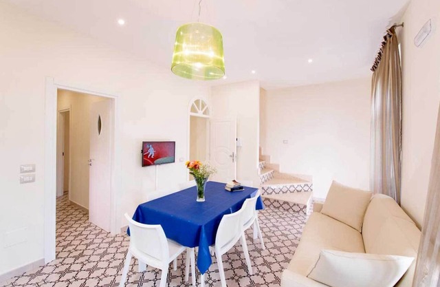 Chopin Apartment: Ravello, Via Bartolomeo da Foggia, Second Floor