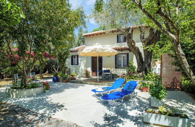 Christina Cottage near Stafylos beach