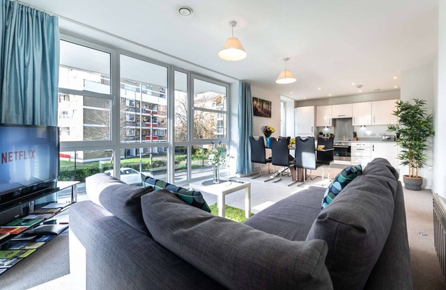 City centre, free parking apartment.