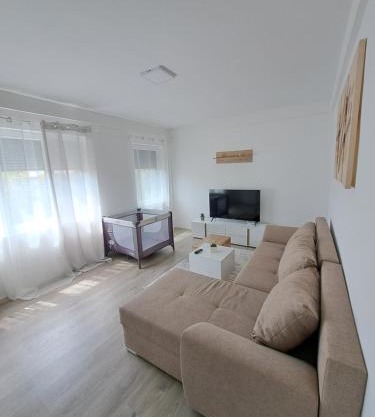 City Parkview Apartment