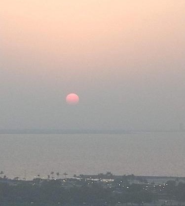 Cityscape Retreat Apartment