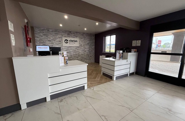 Clarion Pointe