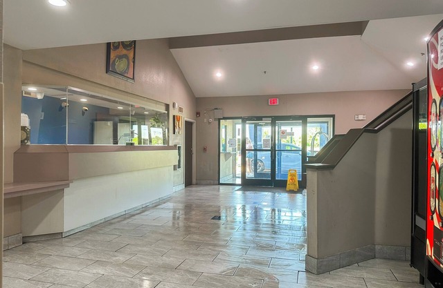 Classic Inn By Townhouse American Way Memphis I 240