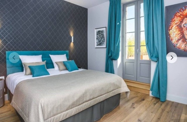 Classic room of the Clos Castel 2