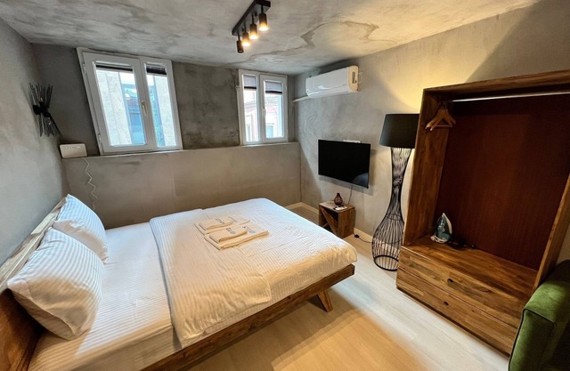 Classy Furnished Studio in The Heart of Karaköy