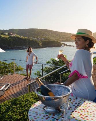 Cliffside Luxury Inn