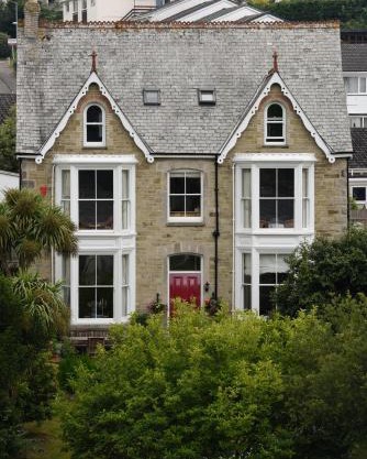 Cliftons Guest House