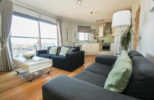 Clock Tower 2 - Central - by Brighton Holiday Lets