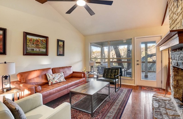 Close to Historic Georgetown, Family Friendly, Large Porch