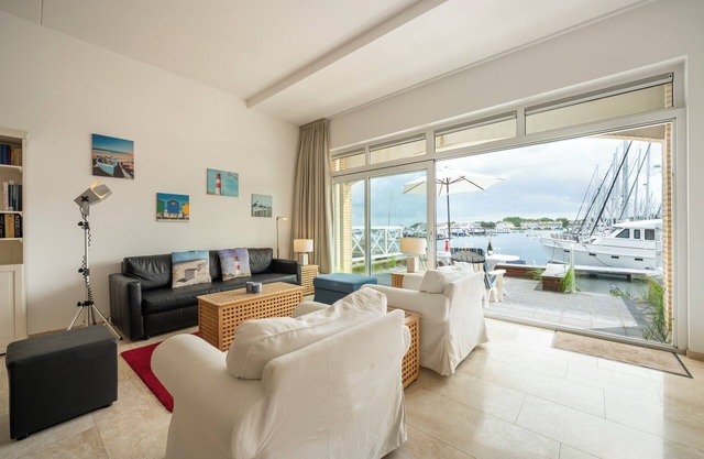 Close to the beach and Marina Port Zélande, modern,spacious and very comfortable