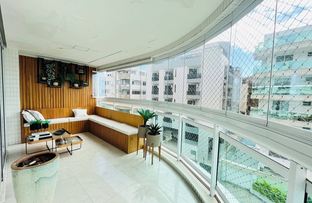 CM 304 - luxo conforto em frente ao mar