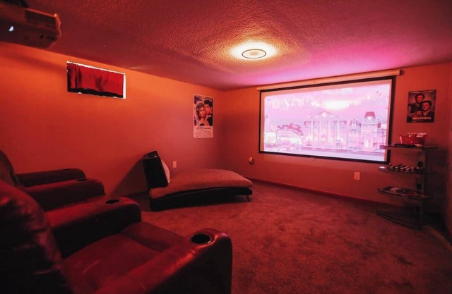 CO9. (House) Denver Fun!