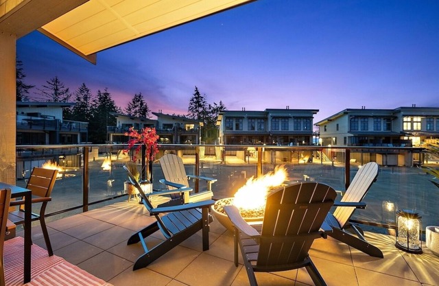 Coastal Cabana at THE BEACH HOUSE