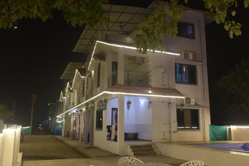 Coastal Gateway Resort, 3 min walk to Nagaon Beach