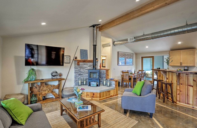 'Coastal Soul' Arcata Area California Home