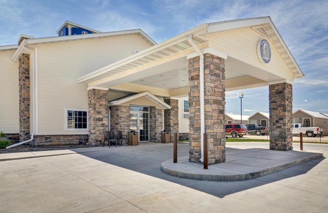 Cobblestone Inn & Suites - Big Lake