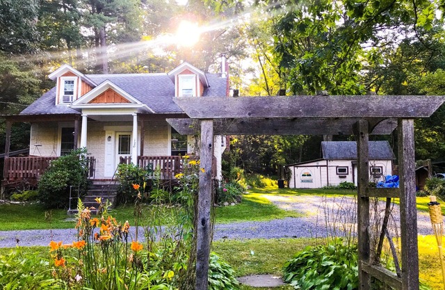 Coburn On the Creek - Flyfish, Tube , Grill, Relax- PSU Football/Camp Woodward