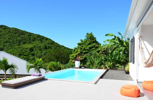 Coco Cannelle Villa 3 bedrooms with private pool (In the heart of the village of Deshaies)