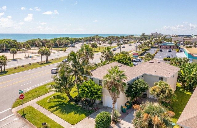 Coconut Cabana - 6/4 Two Unit Duplex - Both Sides - Steps to the Beach